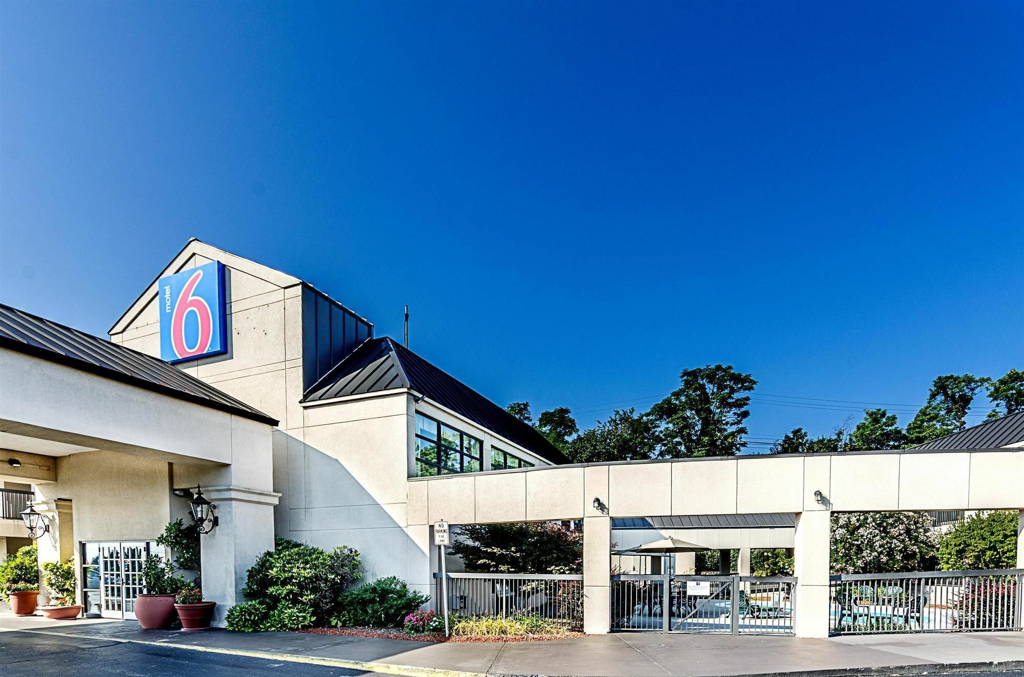 Motel 6-Roanoke, Va Екстериор снимка